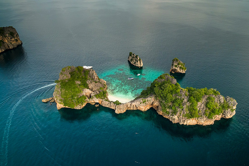 Thailand Lifestyle Tipp von Nathalie Gütermann: rund um Koh Haa schnorcheln gehen (Five Islands, 5 Inseln) 