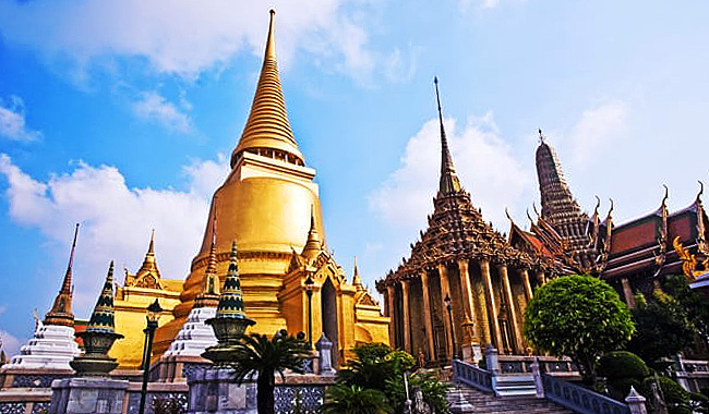 Thailand Lifestyle präsentiert: Grand Palace - Die 10 wichtigen Highlights. Hier: Phra Si Ratana Chedi
