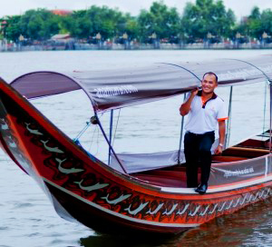 "Klong-Guru" Khun Visanu