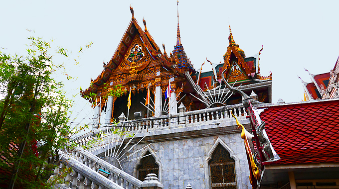 Der Wat Hua Lamphong im Stadtteil Bangrak, unweit von Silom und nahe dem Bahnhof Hua Lamphong