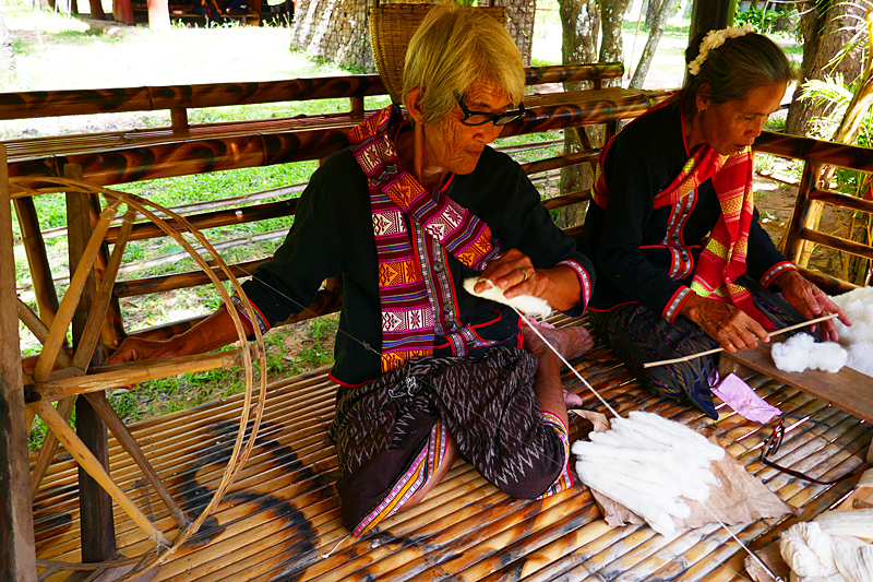 Urlaub im Isaan (Thailands Nordosten). Neuester Trend: Village Experiences (Erlebnisse im ethnischen Dorf).