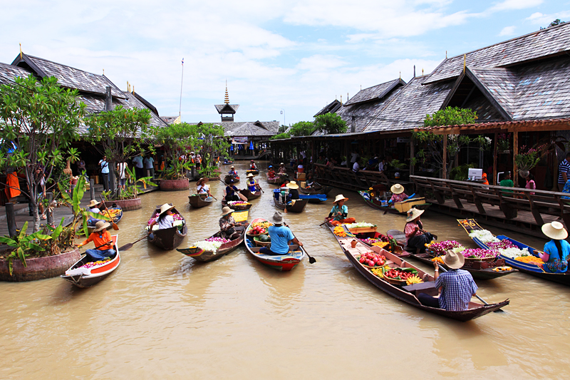 Thailand Lifestyle Tipp von Nathalie Gütermann: "Pattaya Floating Market" 