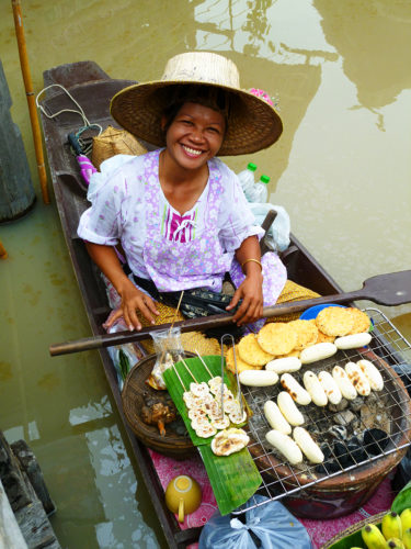 Thailand Lifestyle Tipp von Nathalie Gütermann: "Pattaya Floating Market" 