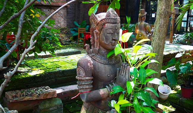 Thailand-Lifestyle.com präsentiert: Skulpturen-Restaurant "The Faces", Chiang Mai