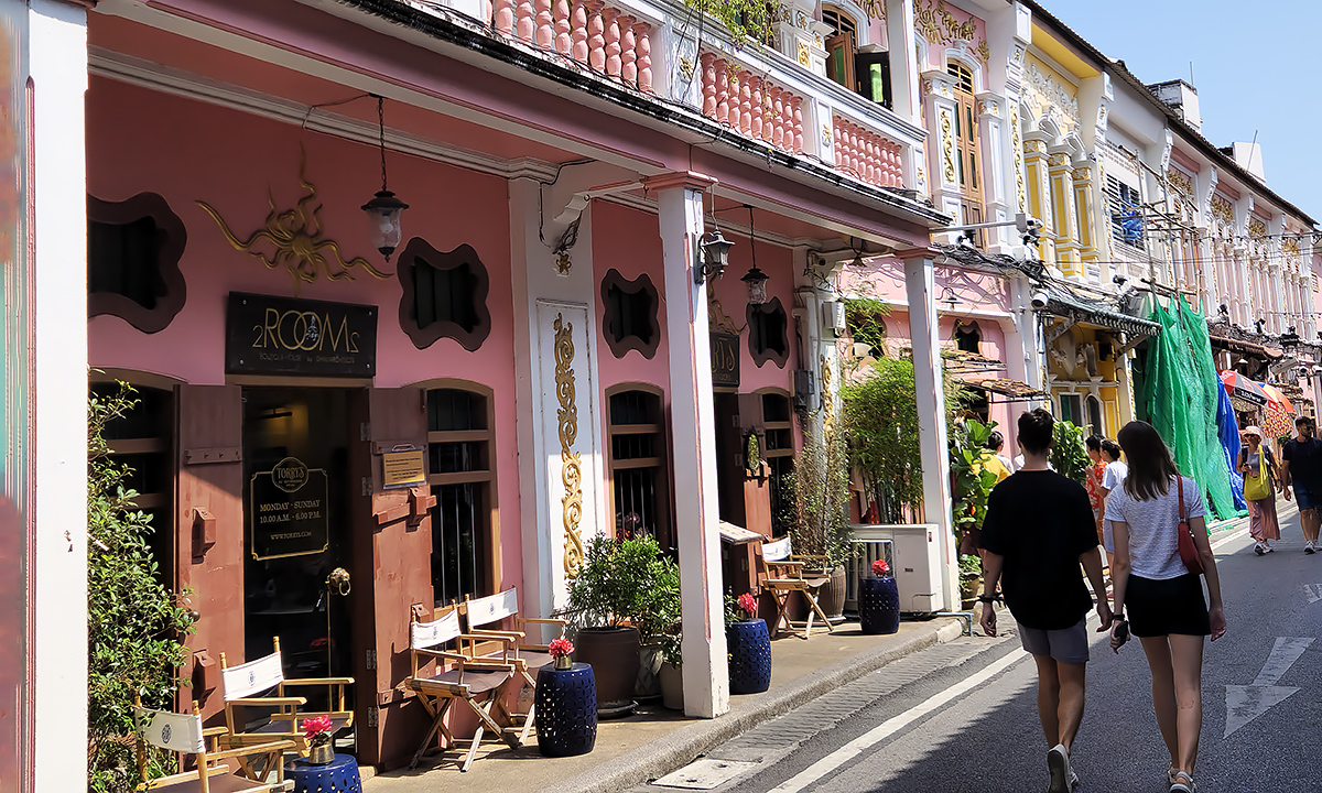 Shop Houses in Phuket Town; © Thailand-Lifestyle.com by Nathalie Gütermann