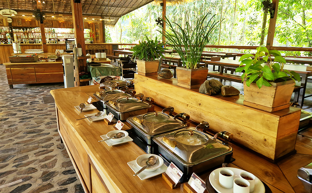Restaurant im "Elephant Hills". Foto © Thailand-Lifestyle.com by Nathalie Gütermann